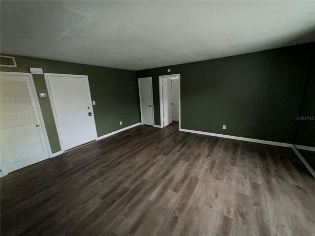 4325 W BAY TO BAY BOULEVARD B, Tampa, FL 33629