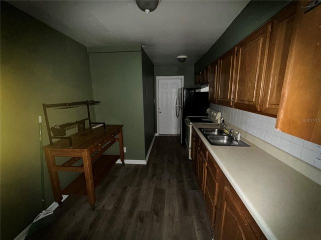 4325 W BAY TO BAY BOULEVARD B, Tampa, FL 33629