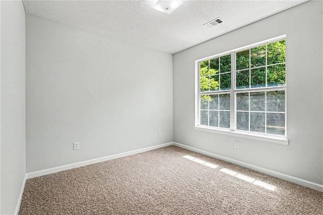 4967 Mckinley Drive, Lula, GA 30554