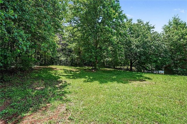 4967 Mckinley Drive, Lula, GA 30554