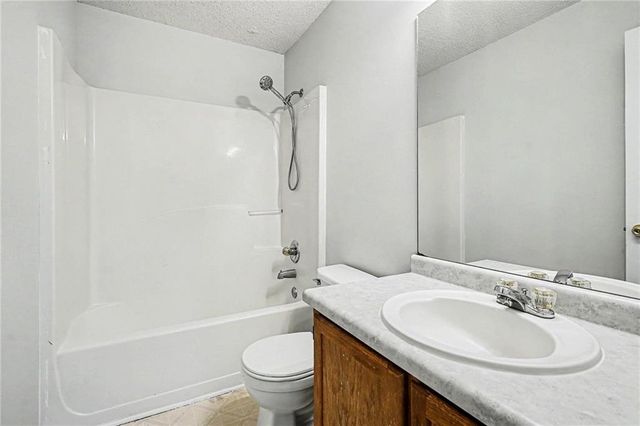 4967 Mckinley Drive, Lula, GA 30554