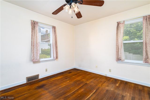 302 Cedar Avenue, Steubenville, OH 43952