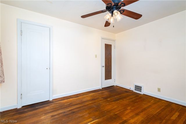 302 Cedar Avenue, Steubenville, OH 43952