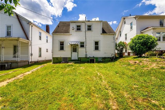 302 Cedar Avenue, Steubenville, OH 43952