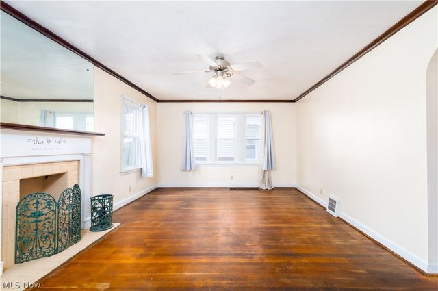 302 Cedar Avenue, Steubenville, OH 43952