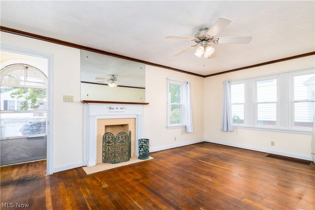 302 Cedar Avenue, Steubenville, OH 43952