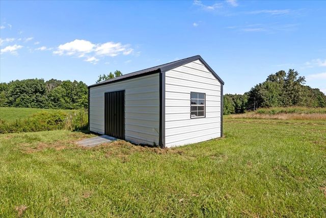 1030 Upper Creek Rd, Vanleer, TN 37181