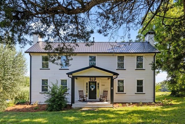 1030 Upper Creek Rd, Vanleer, TN 37181