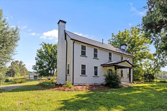 1030 Upper Creek Rd, Vanleer, TN 37181