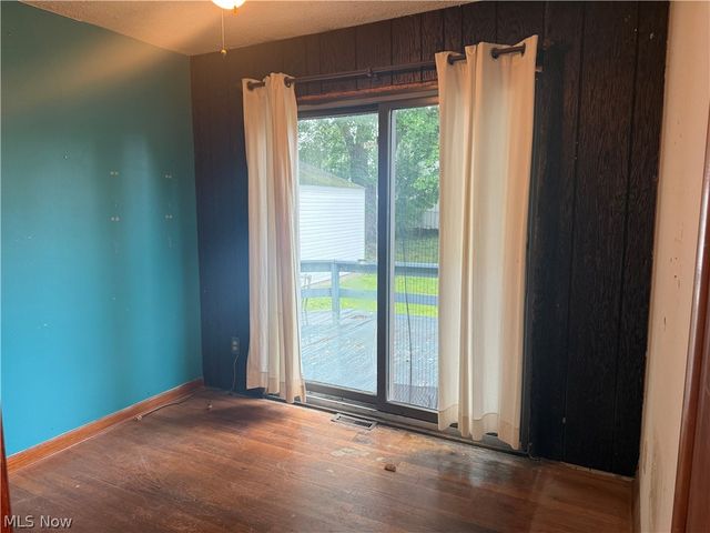 3728 Herbert Street, Mogadore, OH 44260