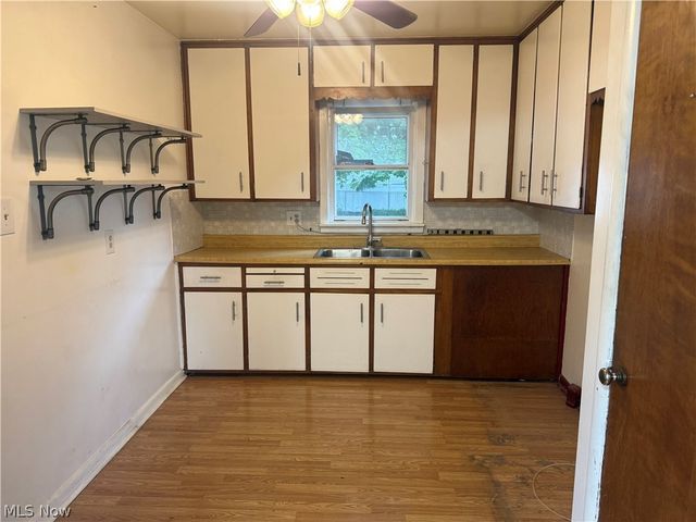 3728 Herbert Street, Mogadore, OH 44260