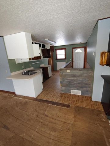 11711 Sparrow Drive, Belvidere Twp, MI 48850