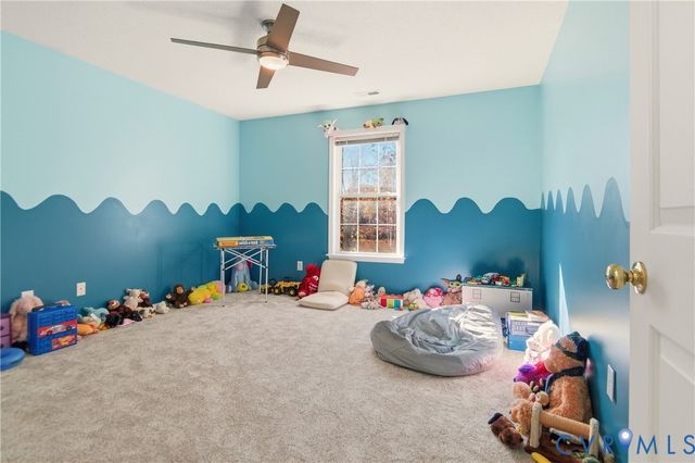 5343 Nairn Ln, Chester, VA 23831