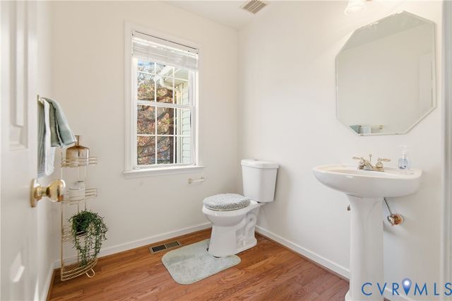 5343 Nairn Ln, Chester, VA 23831