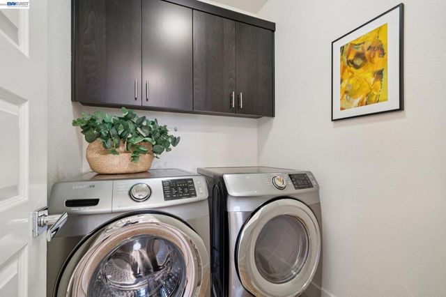 472 Diller St, Alameda, CA 94501