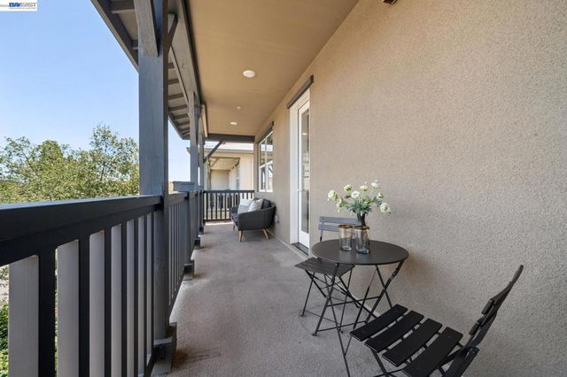 472 Diller St, Alameda, CA 94501