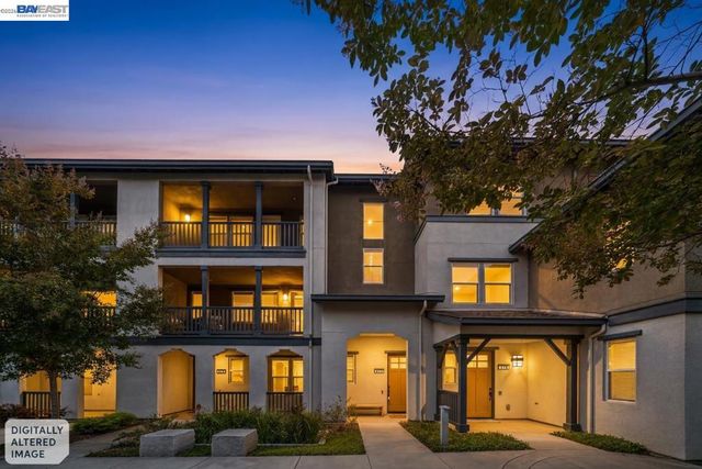 472 Diller St, Alameda, CA 94501