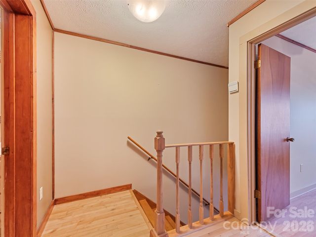 36 Mulberry Lane, Maggie Valley, NC 28751