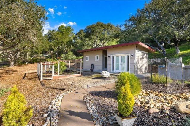 155 Moore Lane, Arroyo Grande, CA 93420