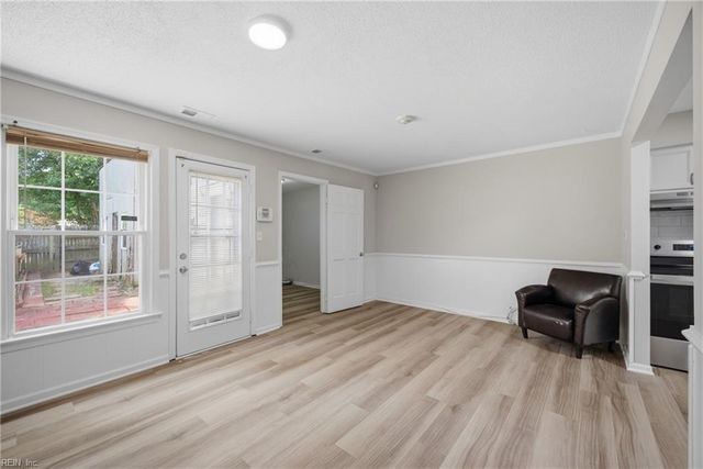 6229 Lippizan CIR, Virginia Beach, VA 23464