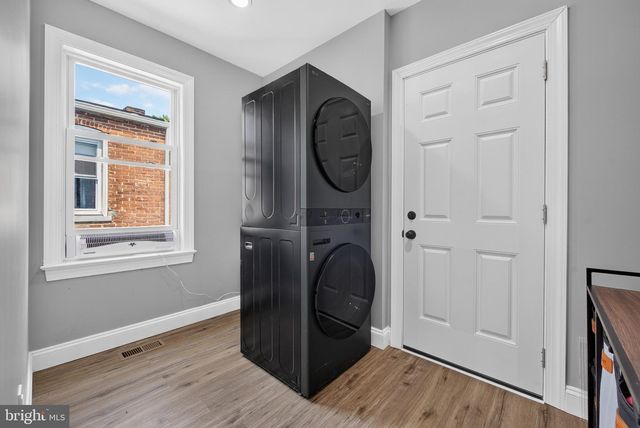 235 GREEN ST, Lancaster, PA 17602