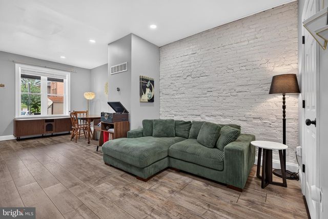 235 GREEN ST, Lancaster, PA 17602
