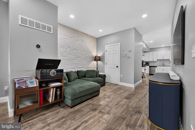 235 GREEN ST, Lancaster, PA 17602