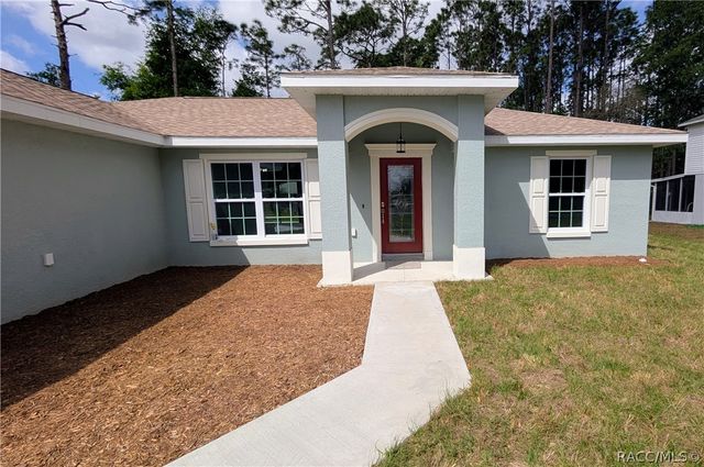 7708 N Paris Drive, Dunnellon, FL 34434
