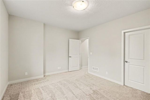 8193 Valley Road, Lenexa, KS 66220