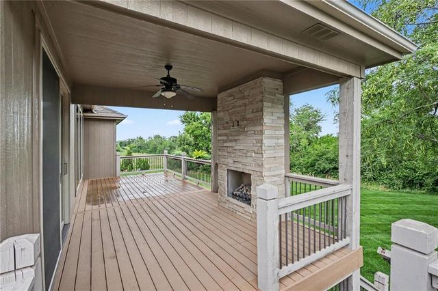 8193 Valley Road, Lenexa, KS 66220