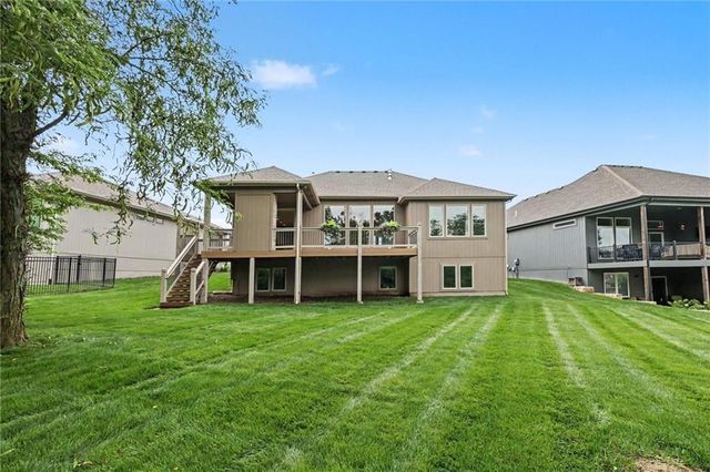 8193 Valley Road, Lenexa, KS 66220