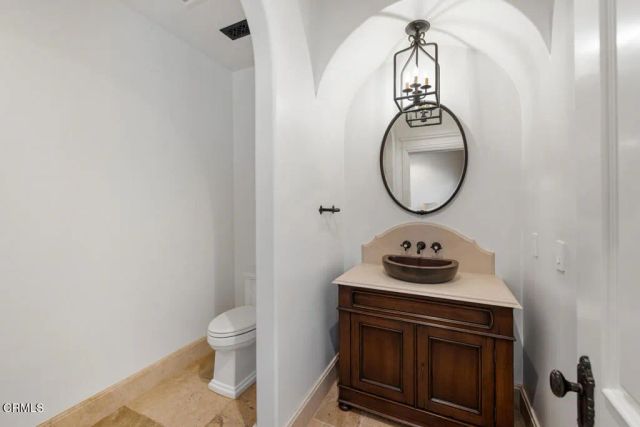 5390 Rincon Beach Park Drive, Ventura, CA 93001