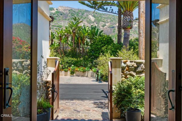 5390 Rincon Beach Park Drive, Ventura, CA 93001