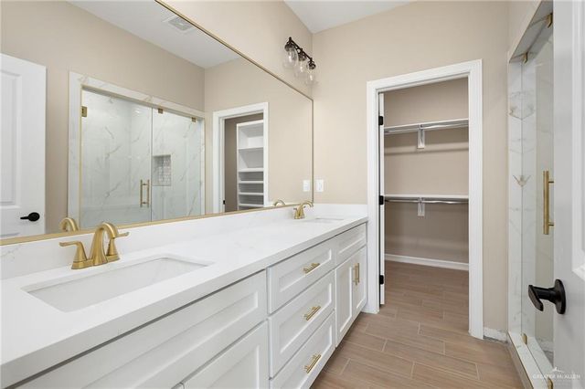 2612 E Guerlain Drive, Edinburg, TX 78542