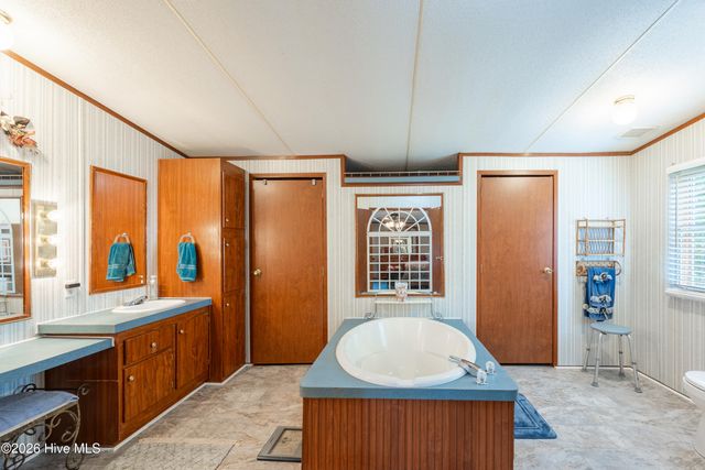 6321 Nc 42 Highway E, Elm City, NC 27822
