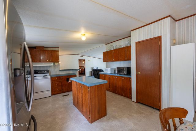 6321 Nc 42 Highway E, Elm City, NC 27822