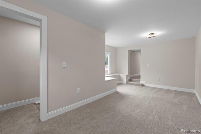 23601 Glenbrook Street, Saint Clair Shores, MI 48082