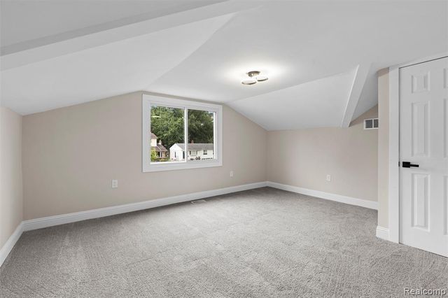 23601 Glenbrook Street, Saint Clair Shores, MI 48082