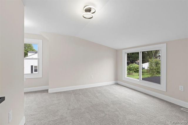 23601 Glenbrook Street, Saint Clair Shores, MI 48082