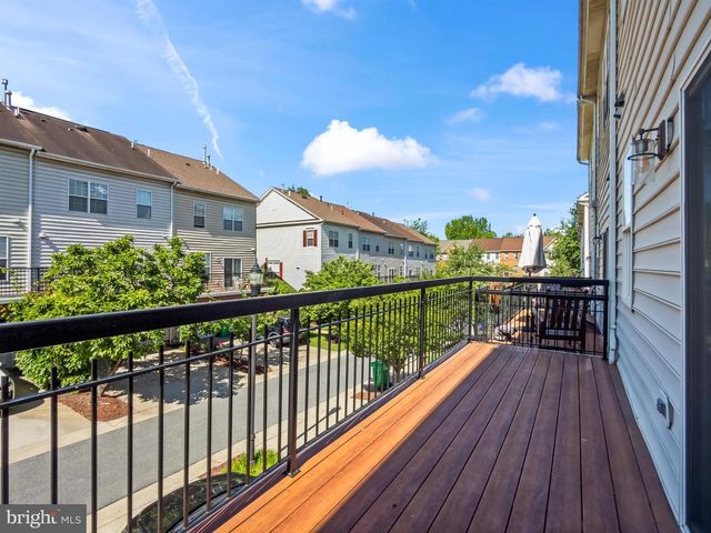 24 CASE MEWS, Gaithersburg, MD 20878