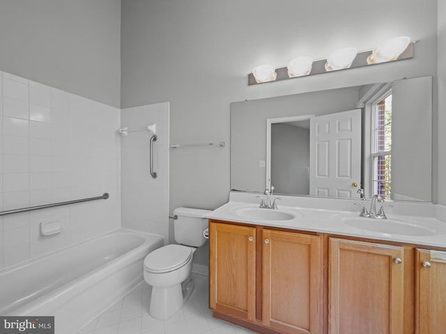 24 CASE MEWS, Gaithersburg, MD 20878