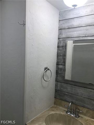 1748 Woodward AVE, North Fort Myers, FL 33903