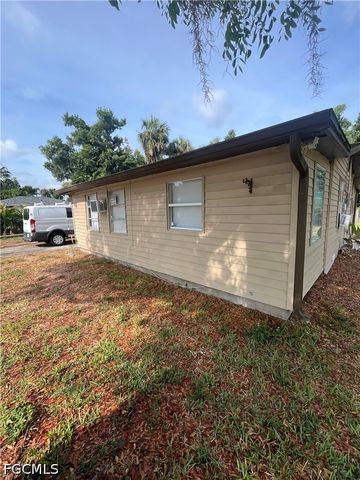 1748 Woodward AVE, North Fort Myers, FL 33903