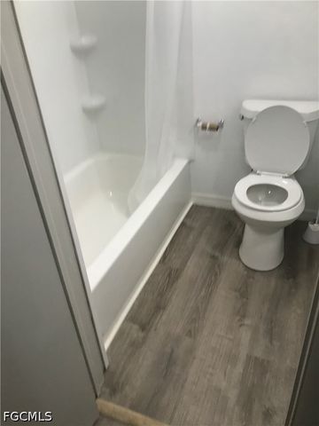1748 Woodward AVE, North Fort Myers, FL 33903