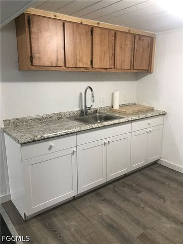 1748 Woodward AVE, North Fort Myers, FL 33903