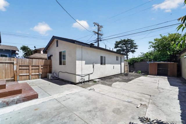 1442 W 69Th, Los Angeles, CA 90047