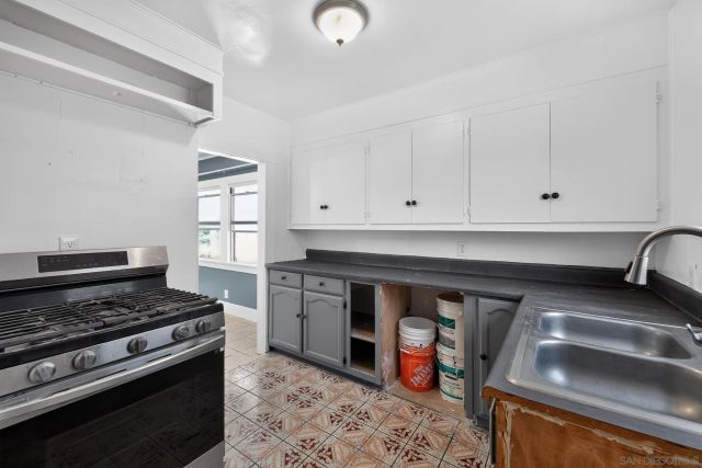 1442 W 69Th, Los Angeles, CA 90047