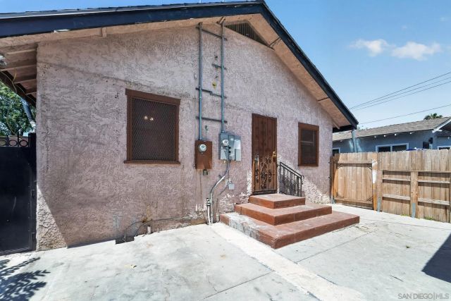 1442 W 69Th, Los Angeles, CA 90047