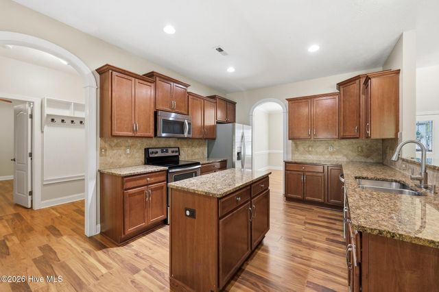 768 Riverbirch Drive, Vass, NC 28394