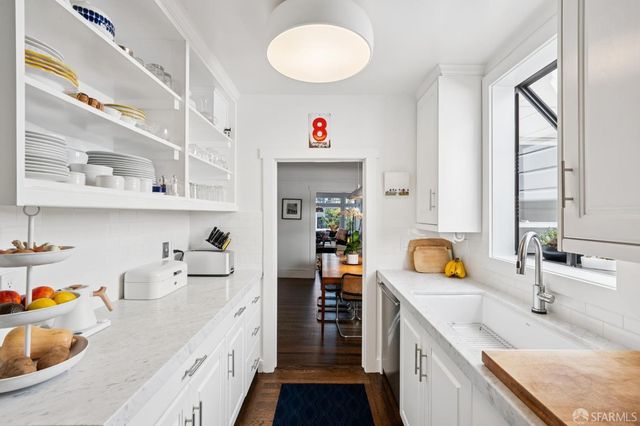 893 Elizabeth Street, San Francisco, CA 94114